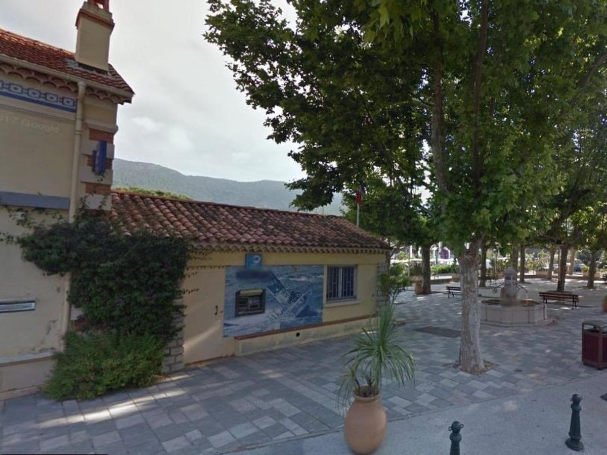 Studio Sur Plage Cavaliere Avec Terrasse, 1Er Etage, 2 Couchages - Fr-1-251-80 Le Lavandou Exterior photo